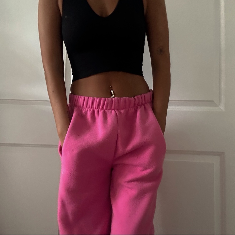 pink sweatpants